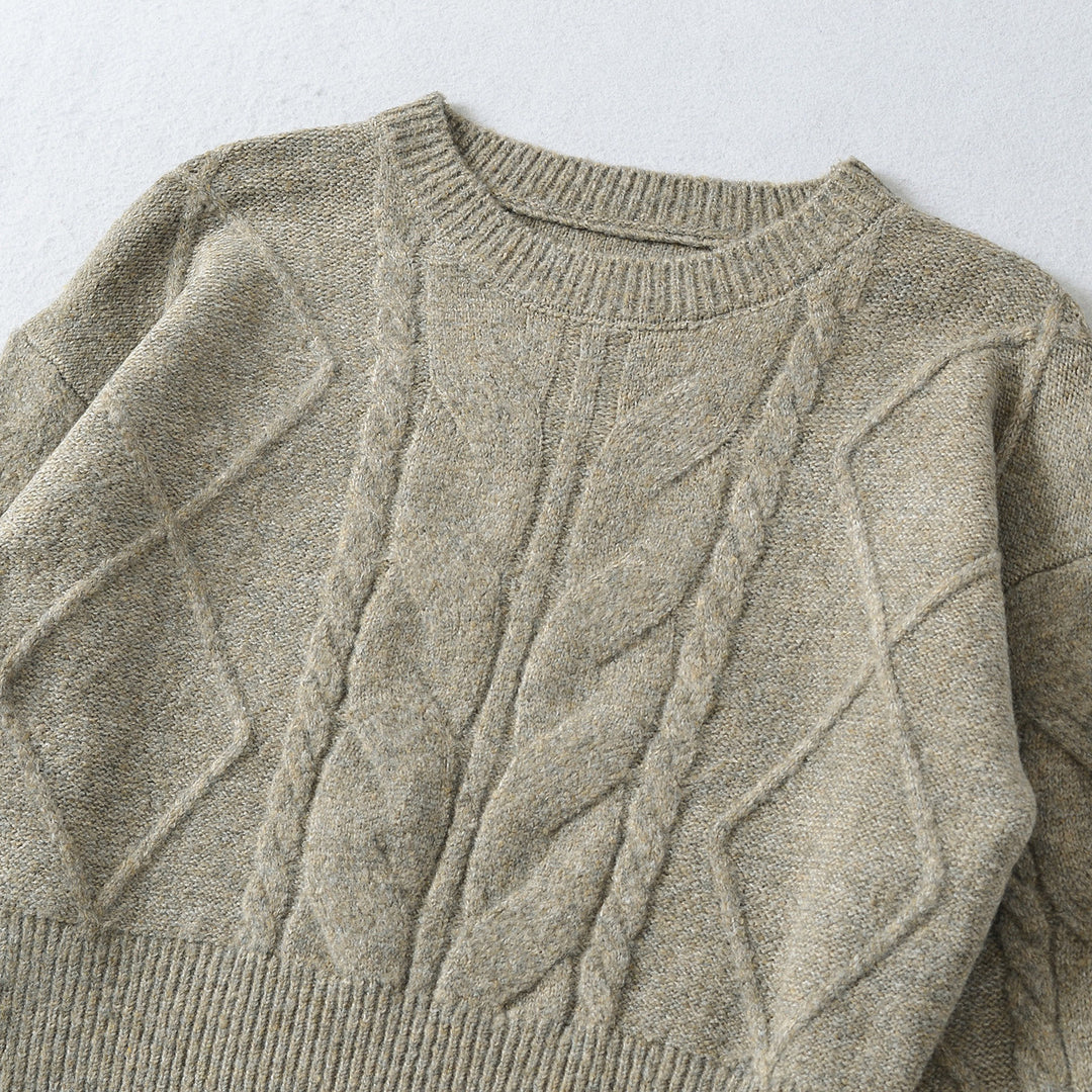 Women's Short Cable Knit Sweater with Fitted Ribbed Cuffs Mune Fashion