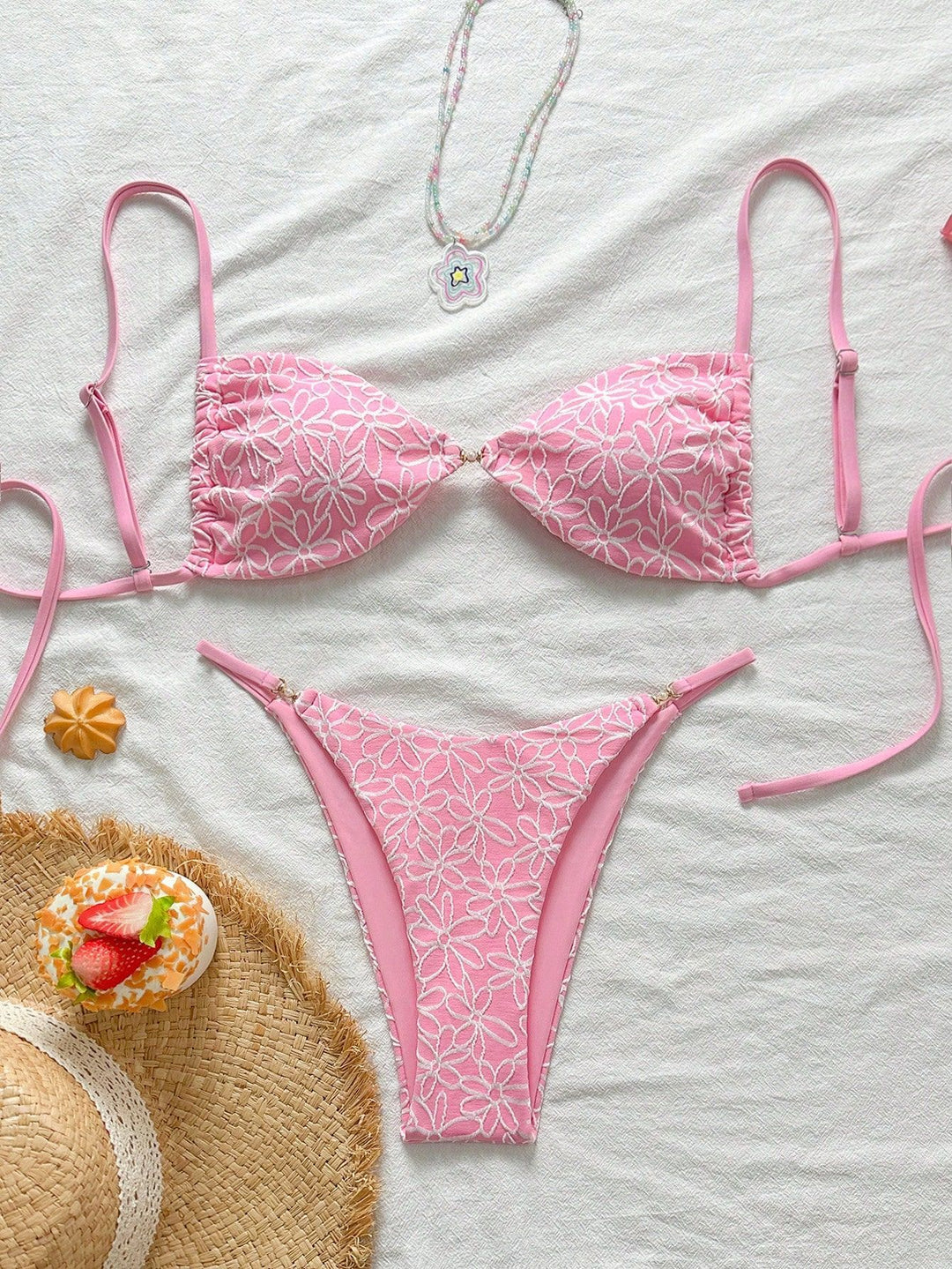 Ladies attractive floral pattern bikini Mune Fashion