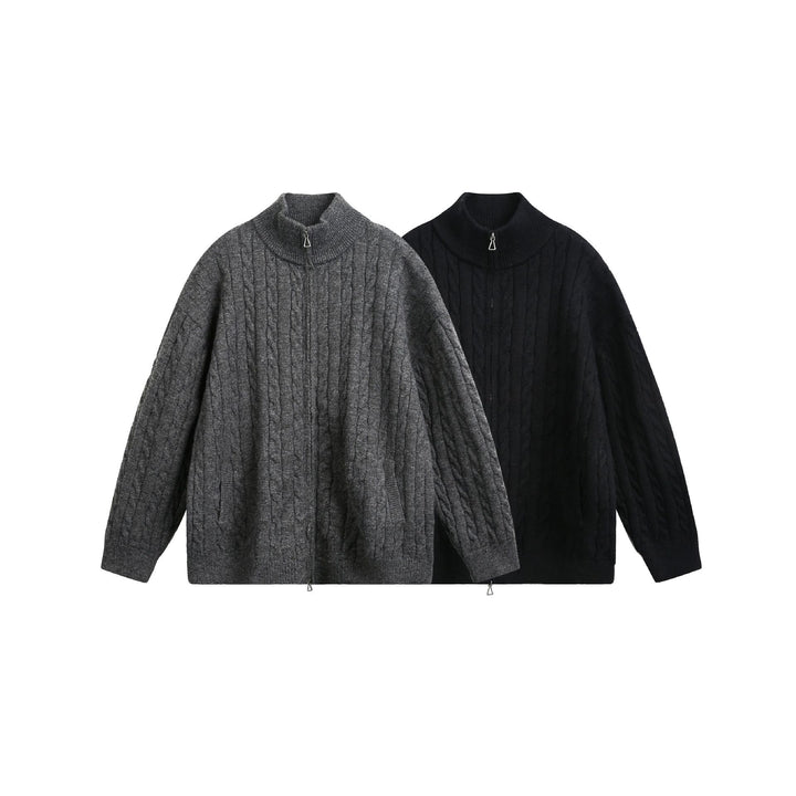 Unisex chunky knit pullover with cable pattern, high stand-up collar and two-way zipper Mune Fashion
