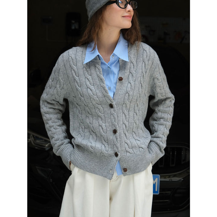 Ladies Cozy Cable Knit Cardigan with V-Neck and Wooden Buttons Mune Fashion