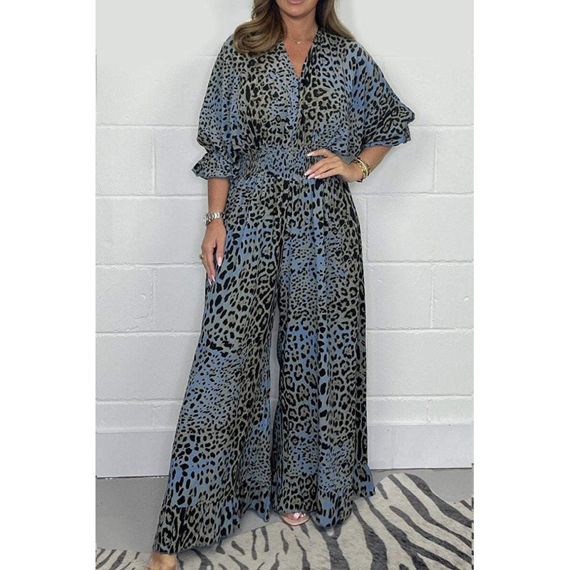 Women One-Piece Jumpsuit with V-Neck, Wide Leg and Animal Print Mune Fashion