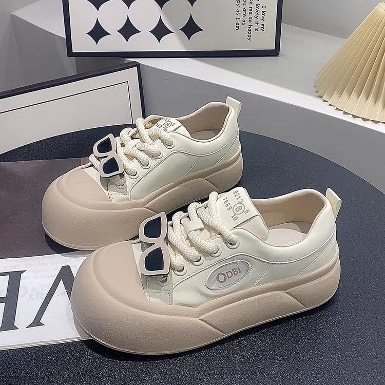 Women's stylish sneakers with unique details and high wearing comfort Mune Fashion