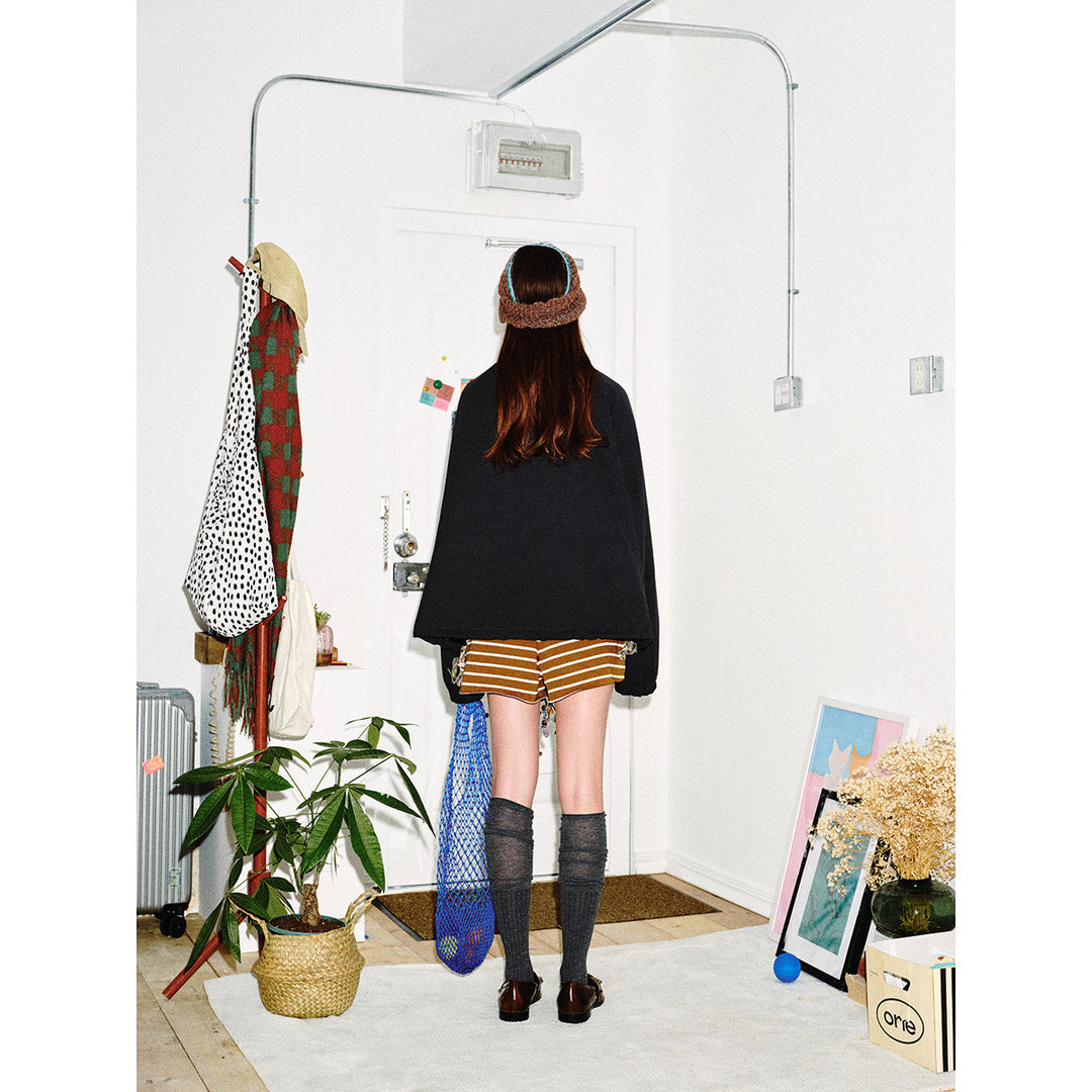 Women's short jacket in boxy cut with patterned stand-up collar and drawstring hood