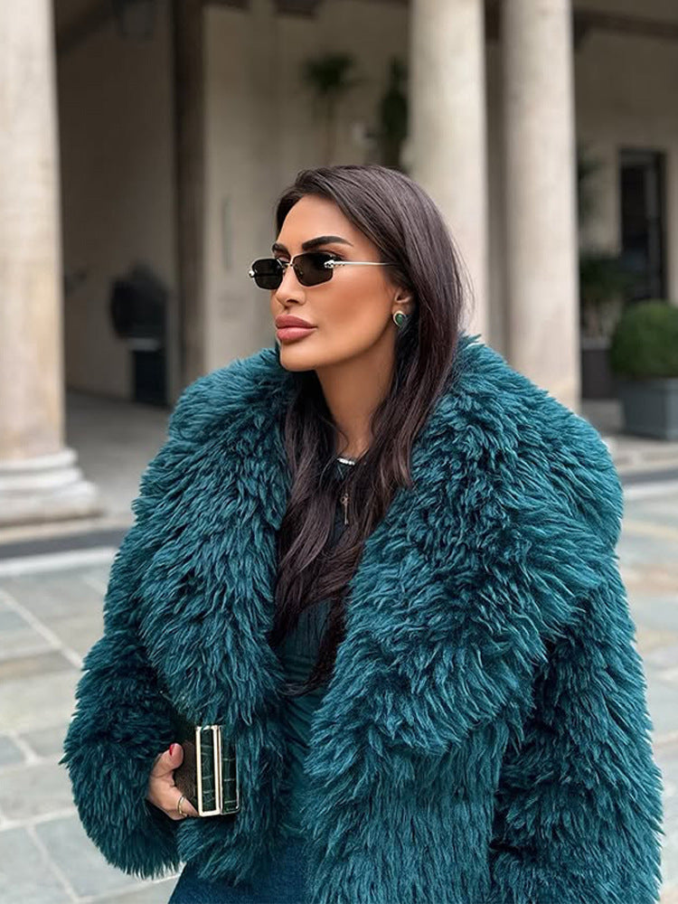 Women's Short Textured Faux Fur Coat with Voluminous Shawl Collar Mune Fashion