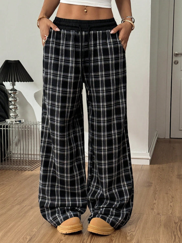 Women's wide plaid lounge pants with high elastic waistband and drawstring Mune Fashion