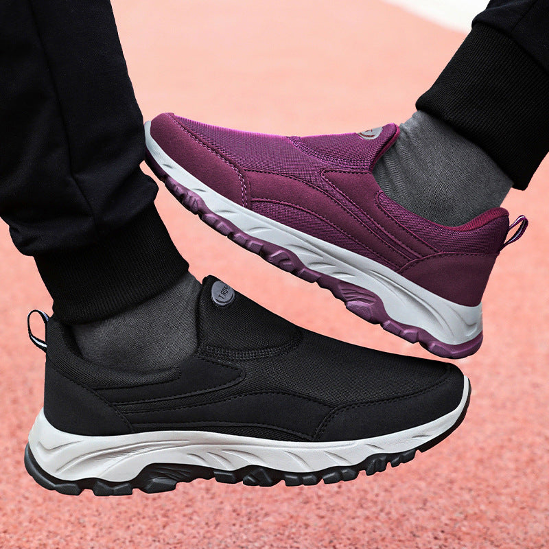 Women nan sporty Slip-On trekking sneakers with breathable textile upper, elastic entry, and profiled outdoor sole Mune Fashion