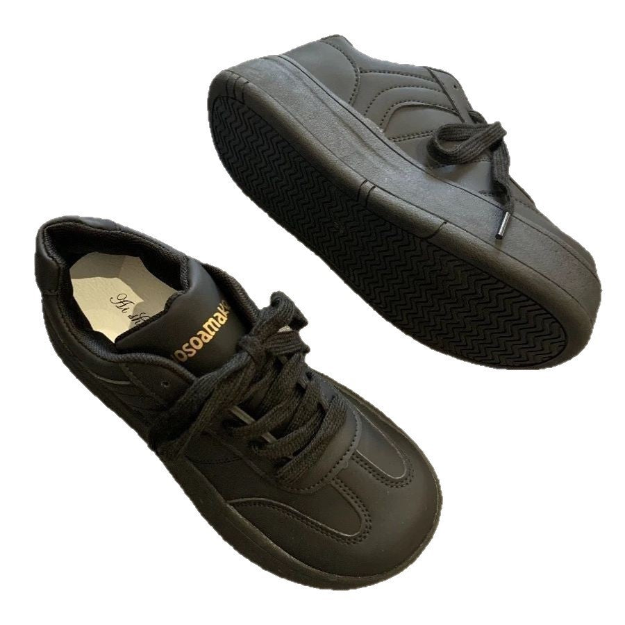 Women casual sneakers with non-slip sole and padded interior lining Mune Fashion