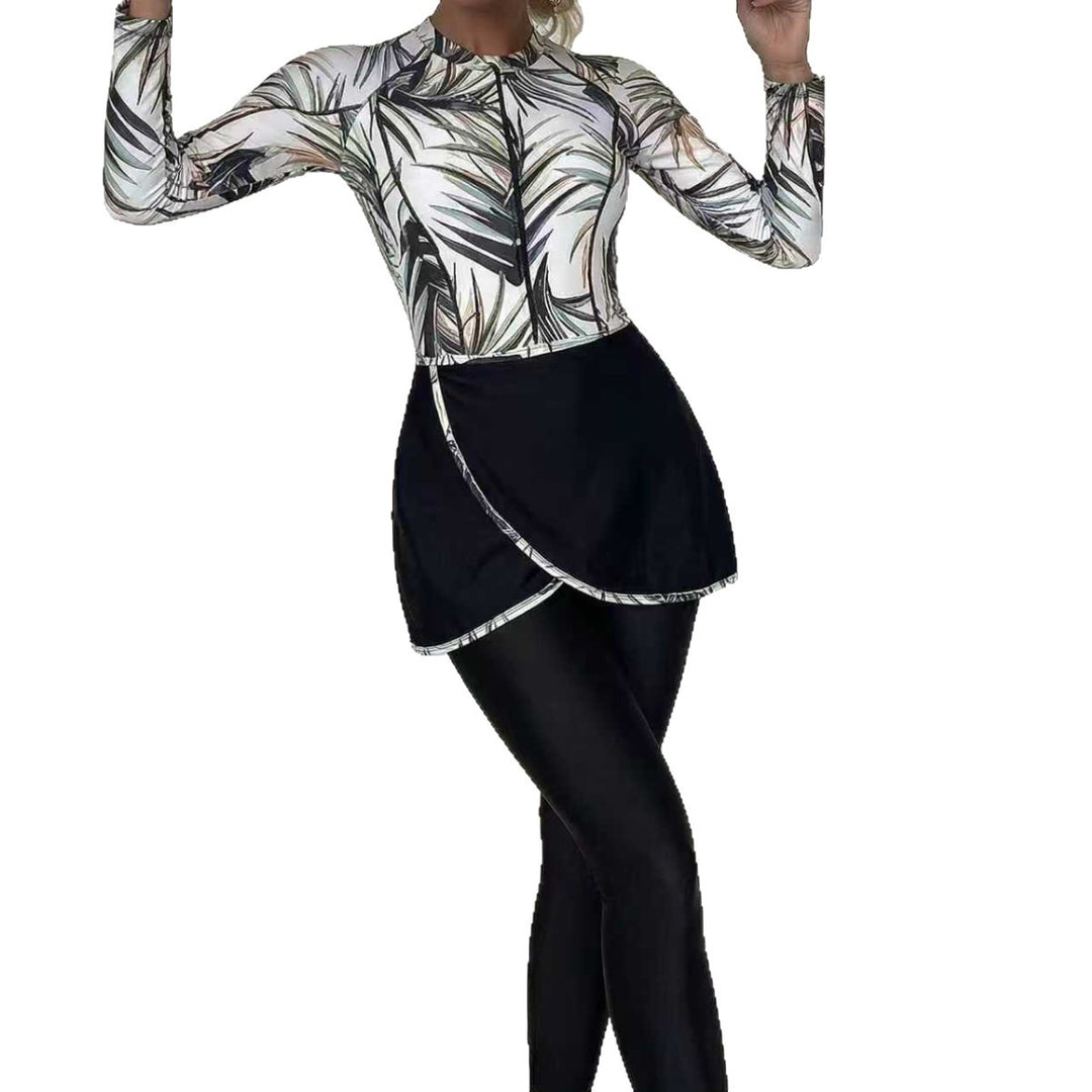 Women's fashionable and functional UV protection swimsuit with skirt Mune Fashion