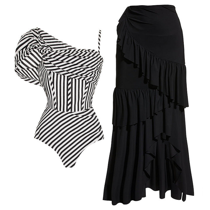 Women's One-Piece Swimsuit and Ruffled Skirt Mune Fashion