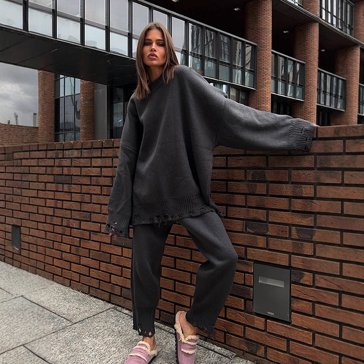 Women's Oversized Knit Set made of Fine Knit with Destroyed Hem, Wide Sweater and Casual Slip-On Pants Mune Fashion