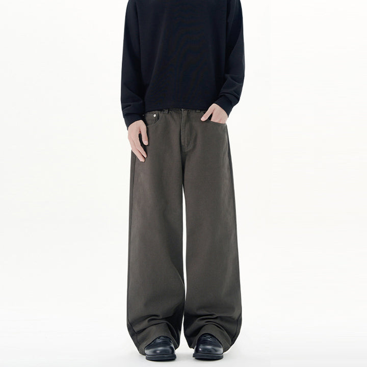 Men's loose-fitting cotton denim jeans with straight leg and clean minimal design Mune Fashion