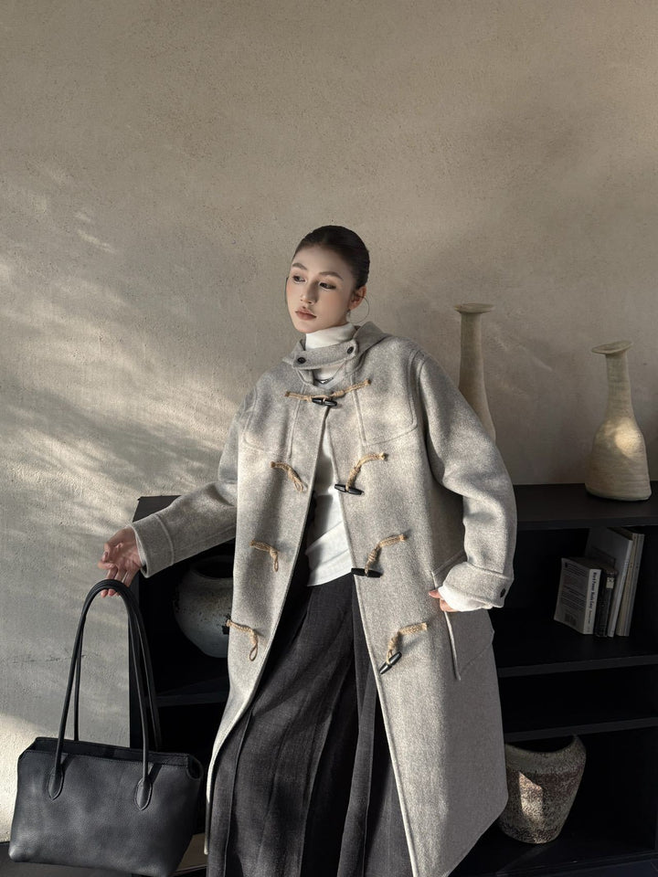 Women's wool duffle coat with toggle closures and oversized fit Mune Fashion