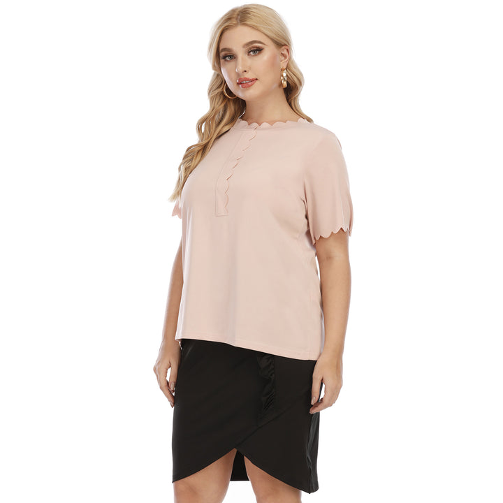 Women's elegant top with wavy neckline Mune Fashion