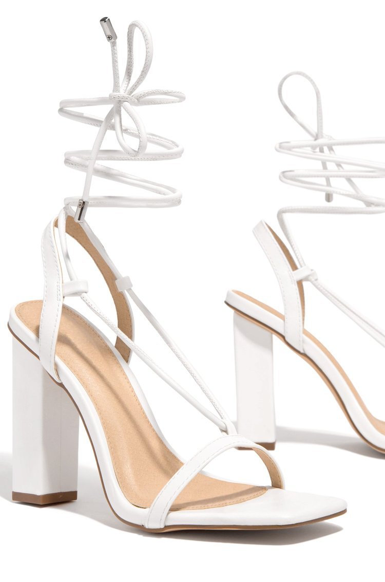 Women's filigree strap sandal with square toe box and ankle wrapping strap Mune Fashion