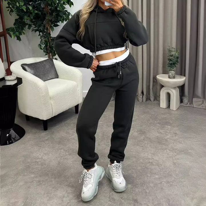 Women's cropped hoodie and high-waisted jogger set Mune Fashion