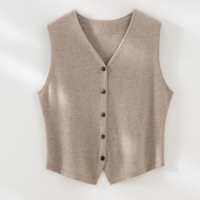 Women's soft fine knit vest with V-neck and continuous button placket Mune Fashion