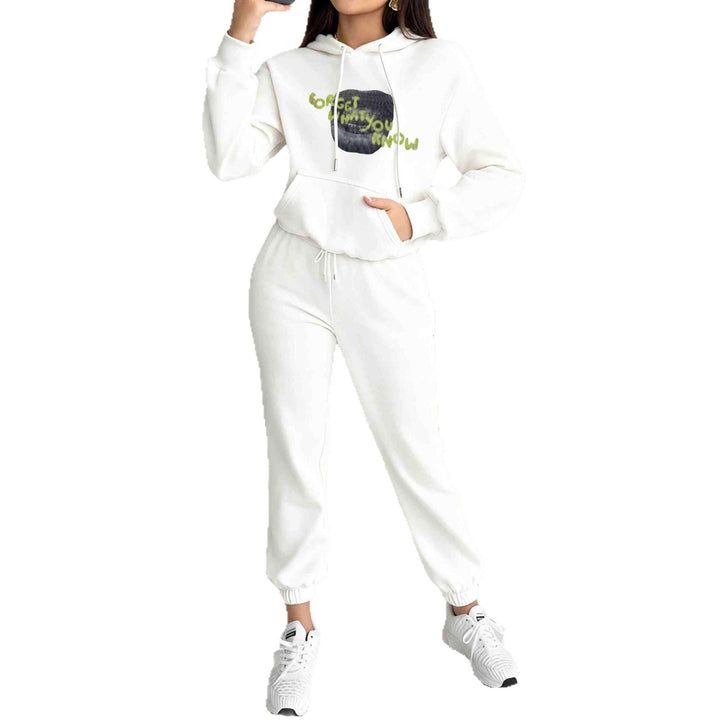 Women's Hooded Sweatshirt and Slim Jogging Pants Lounge Set with Kangaroo Pocket, Ribbed Cuffs and Fitted Cut Mune Fashion