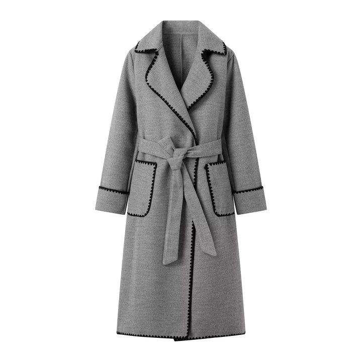 Women’s wrap coat made of wool blend with scalloped trim and tie belt Mune Fashion