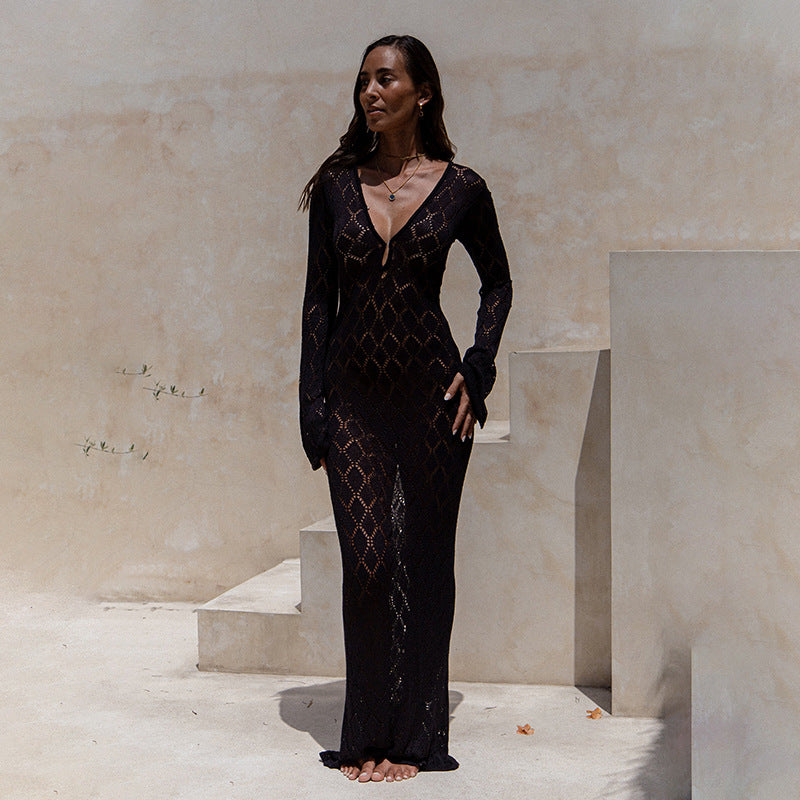 Women's crocheted maxi dress with deep V-neck and wide sleeves Mune Fashion