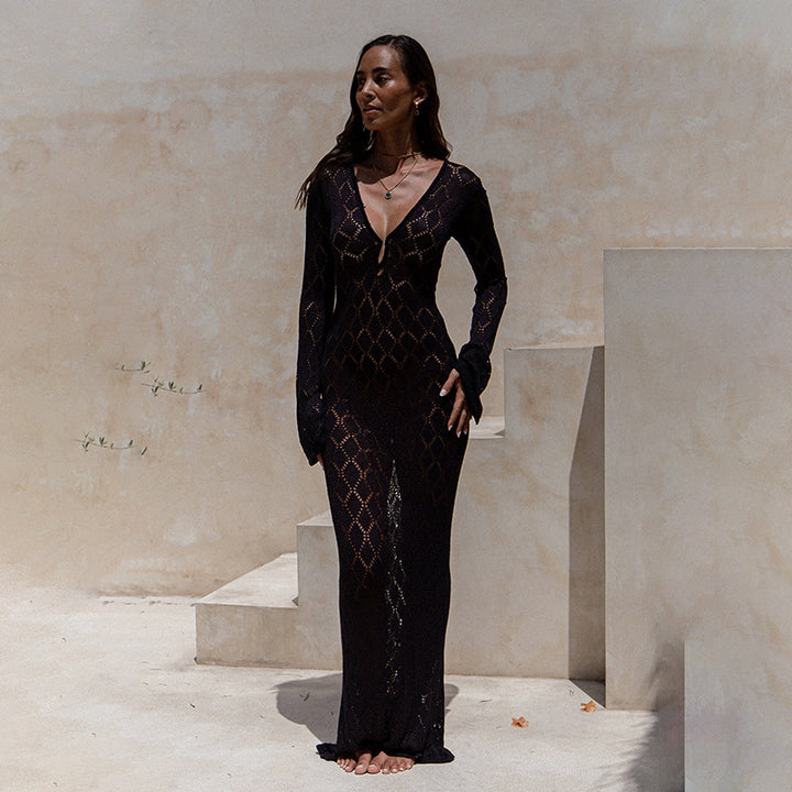 Women's crocheted maxi dress with deep V-neck and wide sleeves Mune Fashion