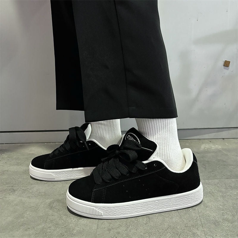 Women's sneakers made of soft suede with a non-slip rubber sole Mune Fashion