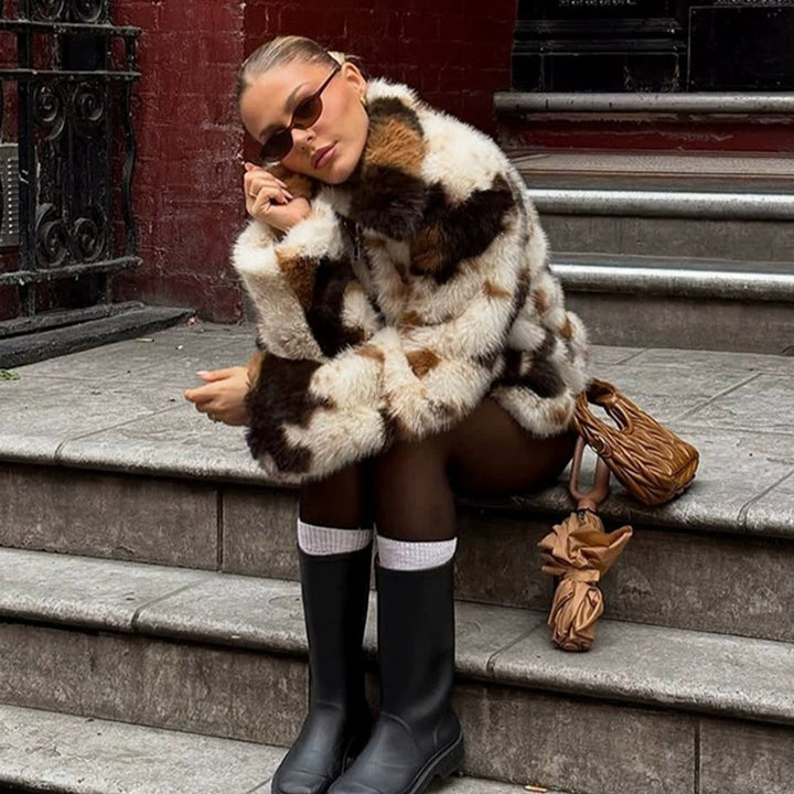 Women's Short Patchwork Faux Fur Jacket with Zipper and Boxy Silhouette Mune Fashion