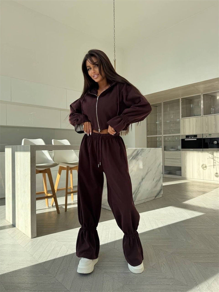 Women's Cropped Hoodie with Zipper and Tailored Drawstring Jogging Pants Mune Fashion