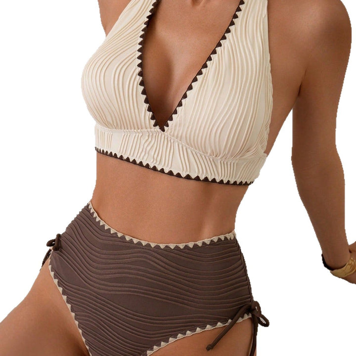 Women Bikini Top and high-cut bottoms Mune Fashion