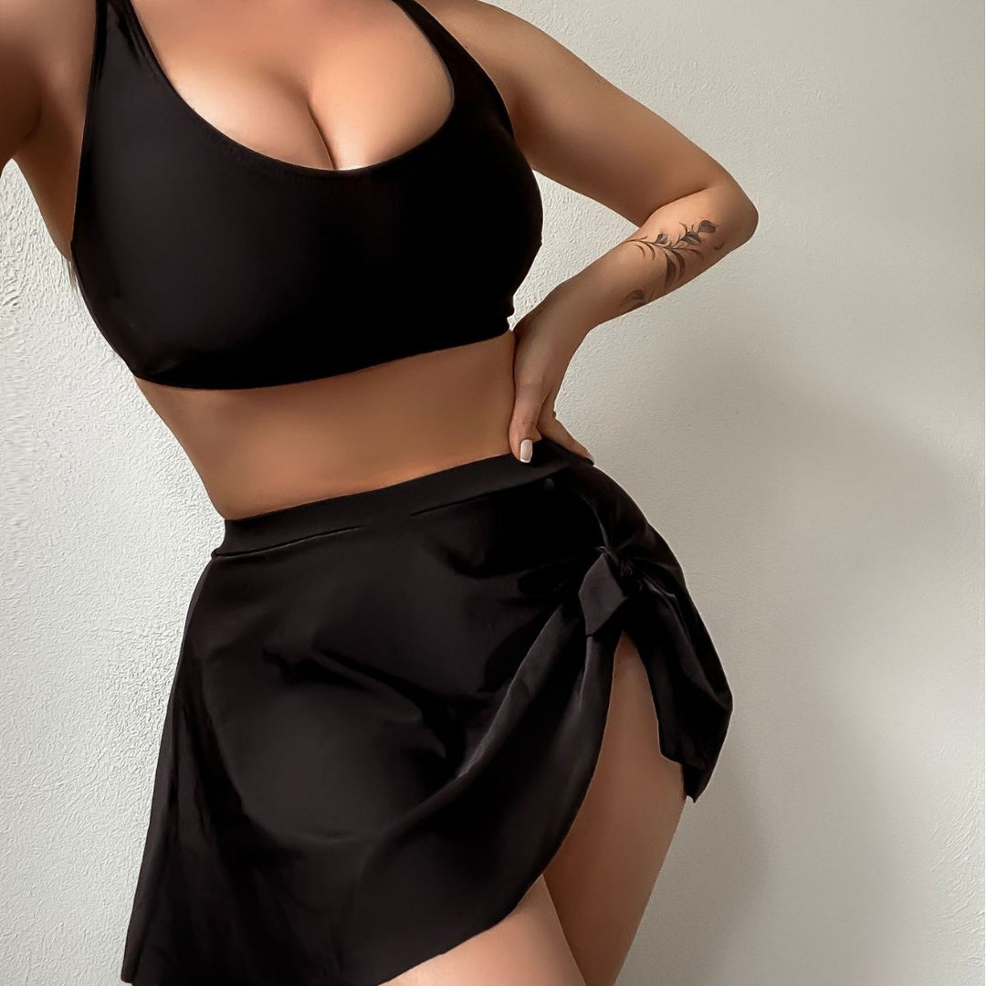 Ladies sporty bathing outfit with flattering skirt Mune Fashion