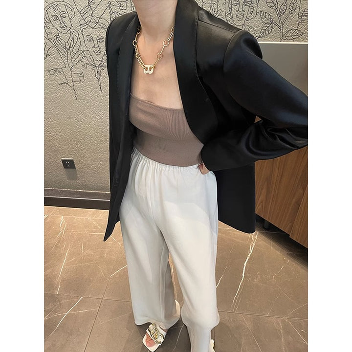 Women Elegant, tailored satin blazer Mune Fashion