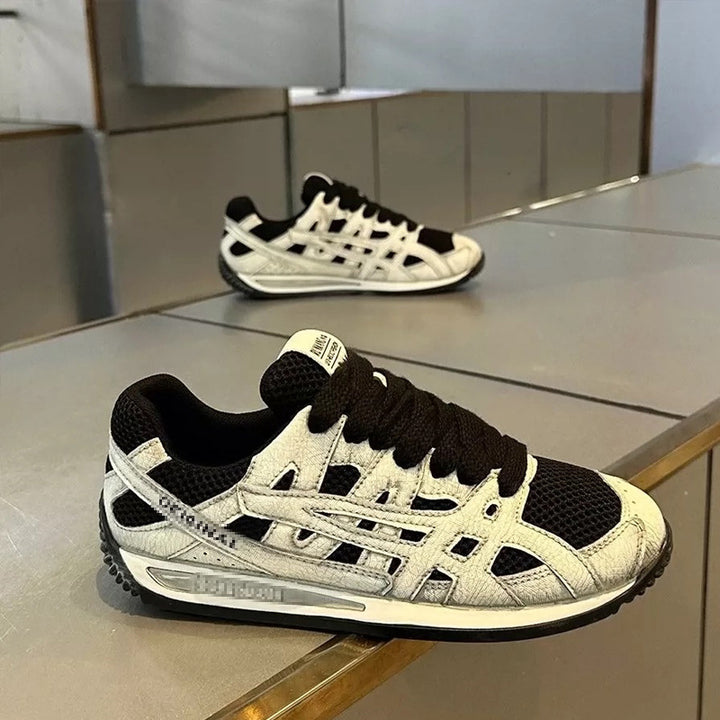 Men's Breathable Retro Running Sneaker with Mesh and Suede Overlays Mune Fashion