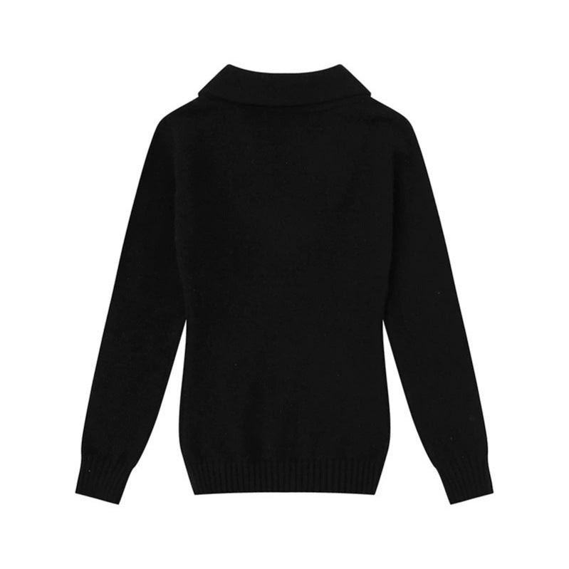 Women’s fine knit pullover with shawl collar, V-neck and decorative buttons Mune Fashion