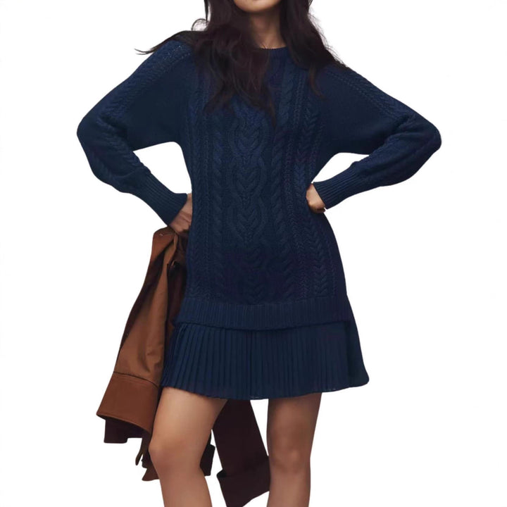 Women's cable knit sweater with tunic cut, cable pattern and ribbed cuffs Mune Fashion