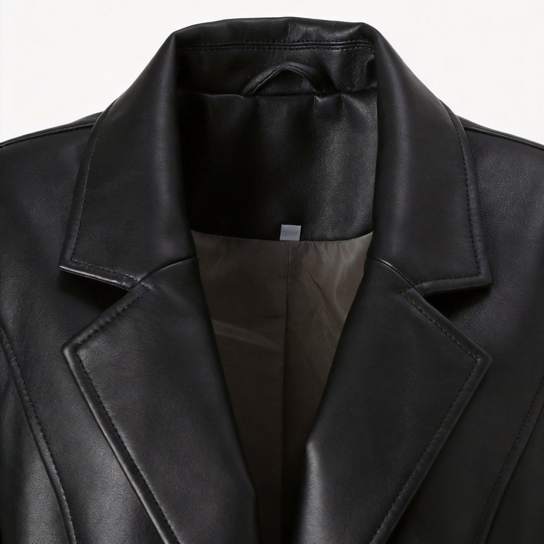 Women's short-cut synthetic leather jacket with round neck and patch pockets Mune Fashion