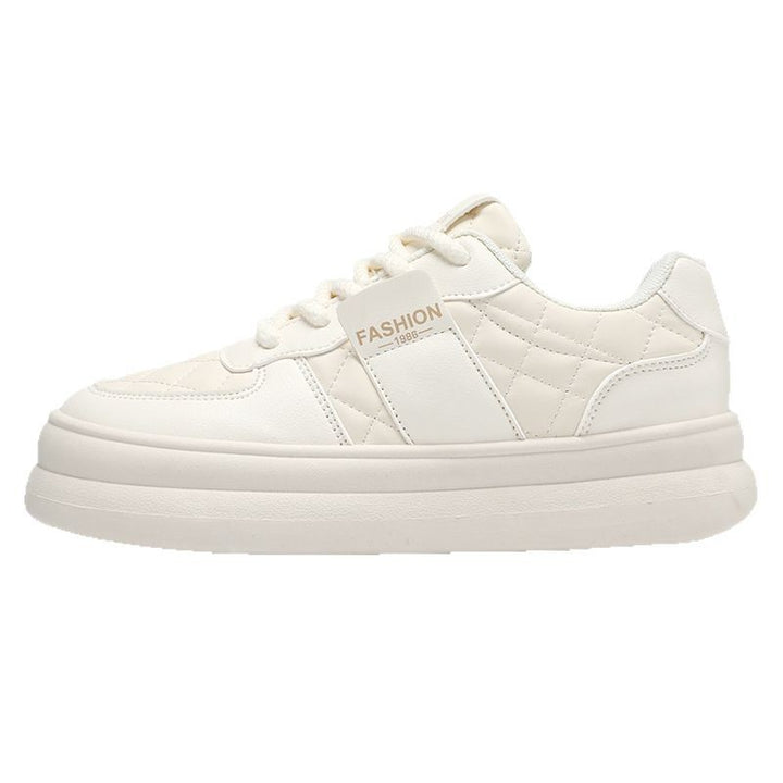 Unisex quilted platform sneaker made of synthetic leather with padded shaft and cushioned lightweight sole Mune Fashion