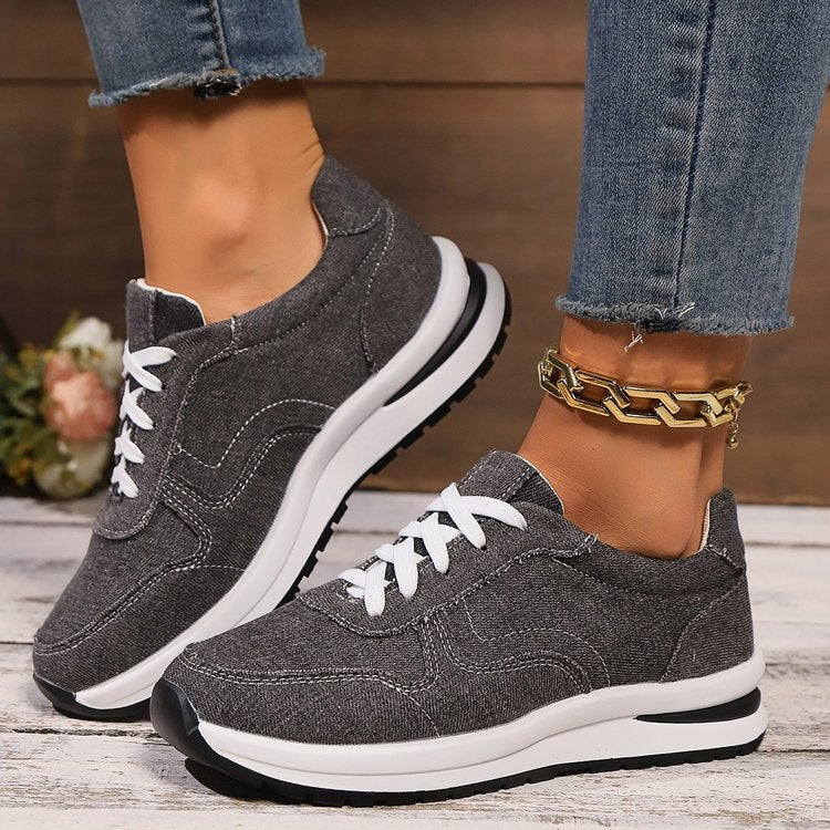 Women's sporty-elegant textile sneakers with cushioning EVA sole and padded insole Mune Fashion