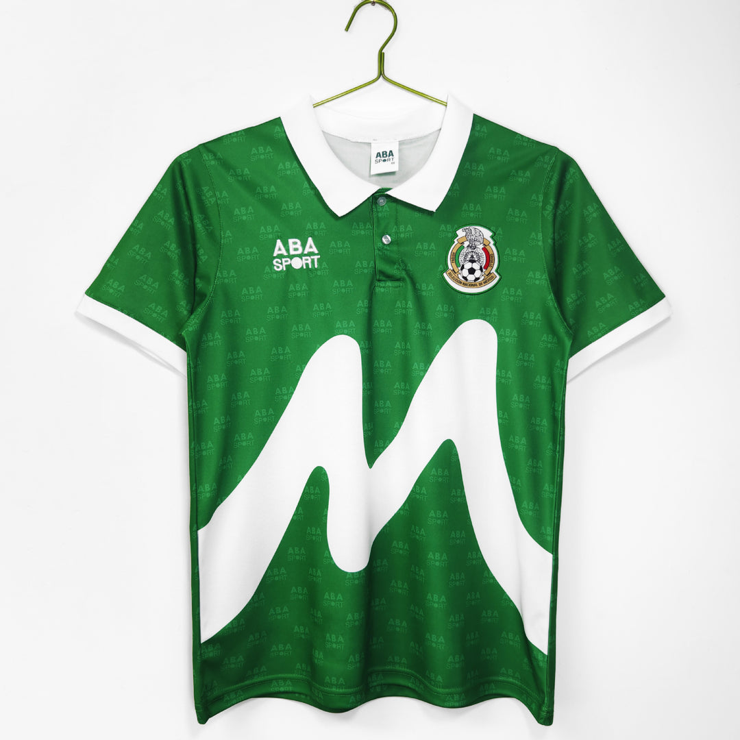 Unisex nan vintage-inspired football shirt with polo collar and large-scale Aztec motif Mune Fashion