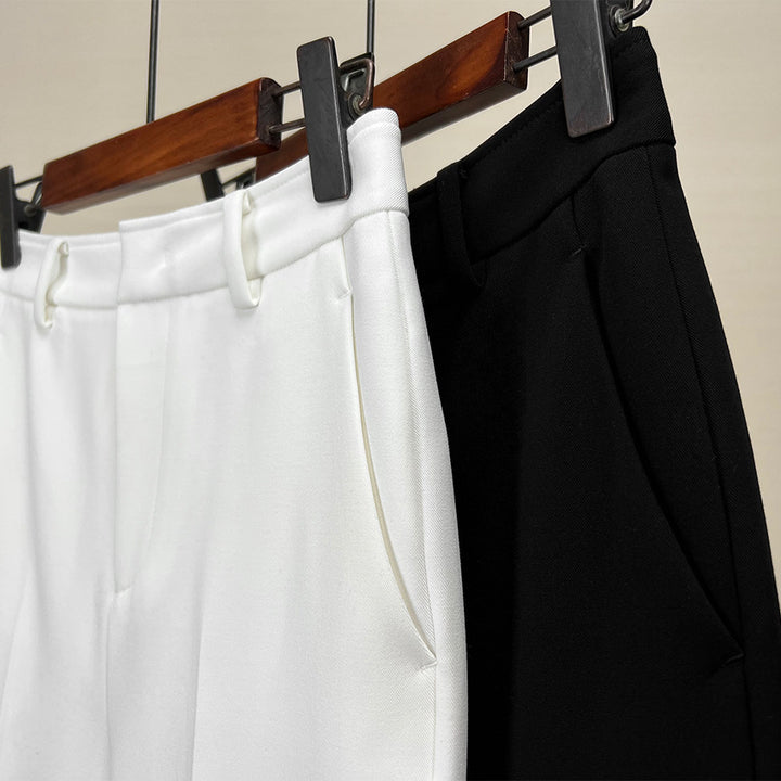 Women Elegant straight-cut suit trousers with crease and pockets Mune Fashion