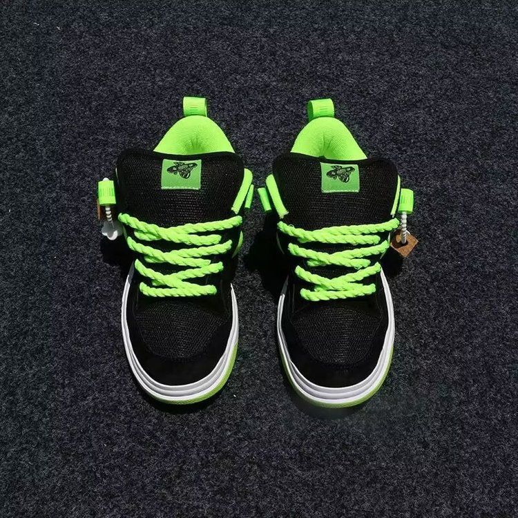 Women's urban sneakers with innovative lacing and extra cushioning sole Mune Fashion