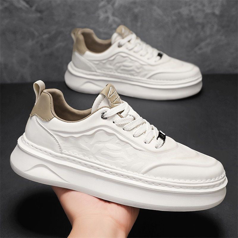 Women's sporty sneakers with textured upper material and cushioning sole Mune Fashion