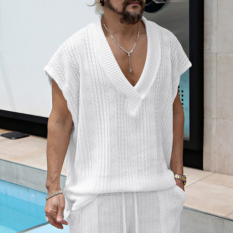 Men's knitted top made of coarse knit with deep V-neck and textured pattern Mune Fashion