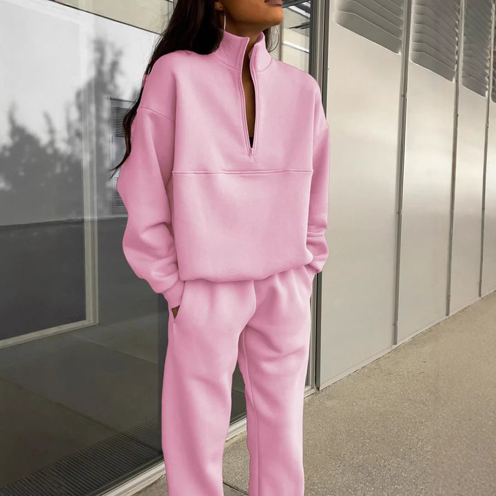 Women Oversize Sweat Set with half zipper, stand-up collar and casual joggers Mune Fashion