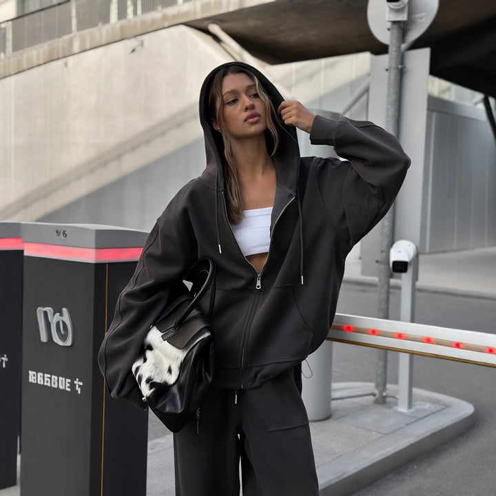 Women's oversized zip-up hoodie with kangaroo pocket Mune Fashion