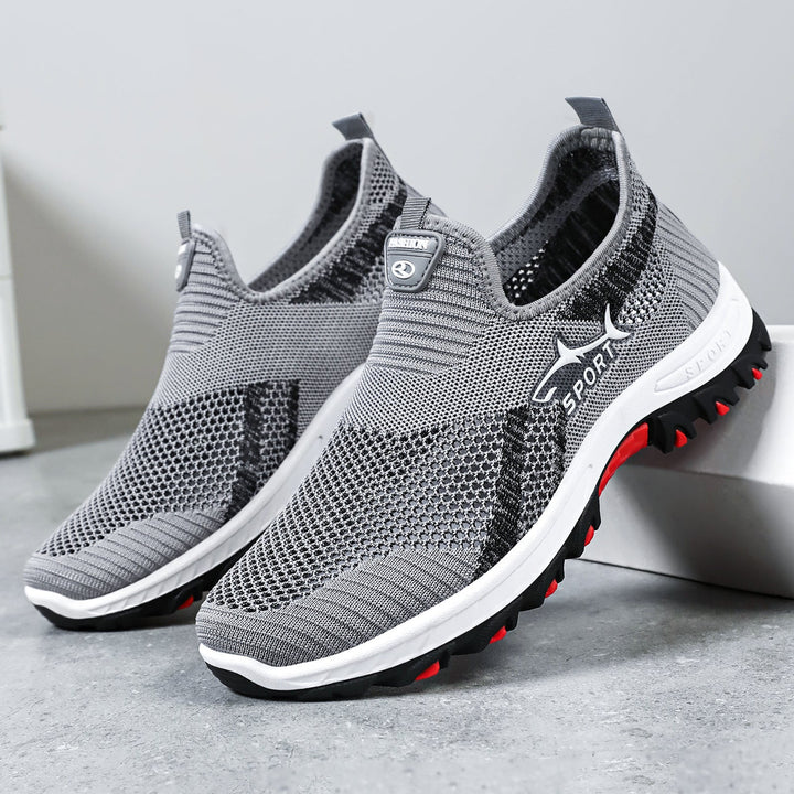 Women’s lightweight and flexible sports sneakers with innovative cushioning system Mune Fashion