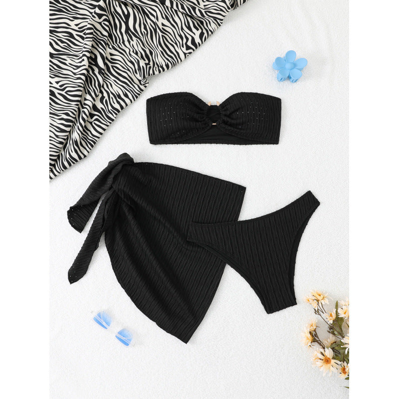 Women's bikini set with elegant gathering and stylish wrap Mune Fashion