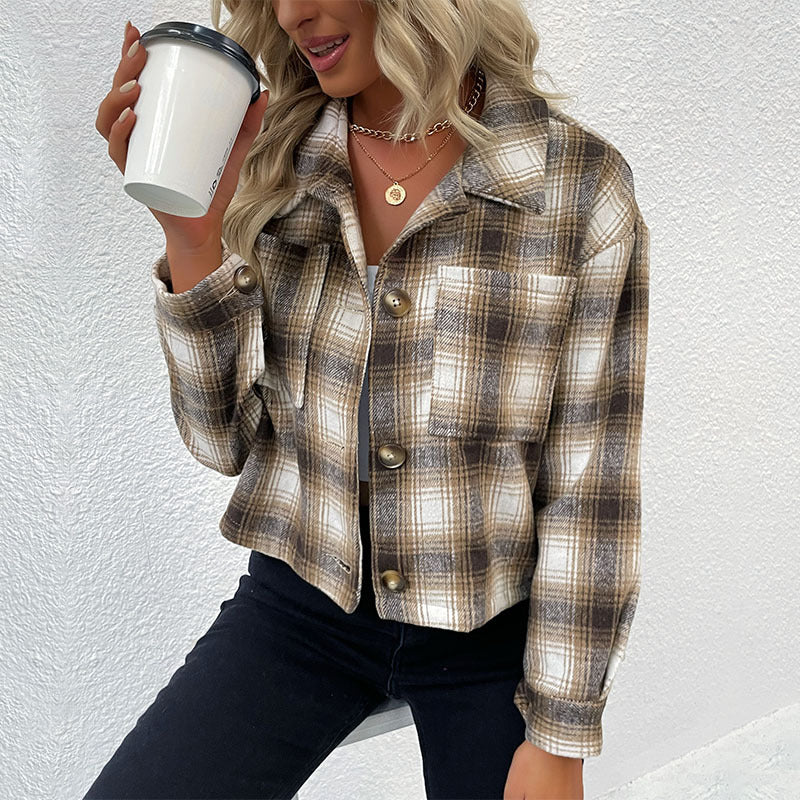 Women Check Overshirt Jacket with Boxy Short Cut and Applied Breast Pockets Mune Fashion