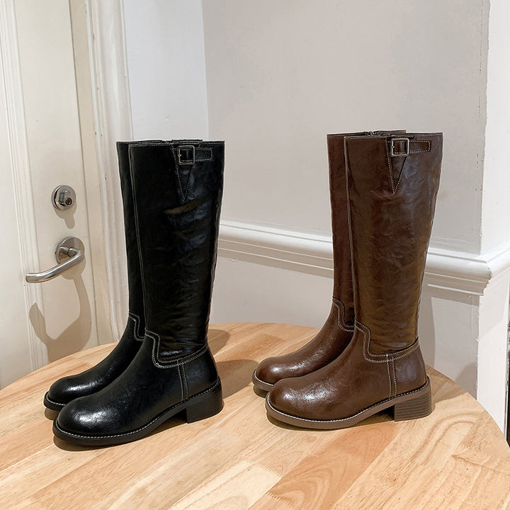 Women’s knee-high leather boots with decorative strap, contrasting seam and low block heel Mune Fashion