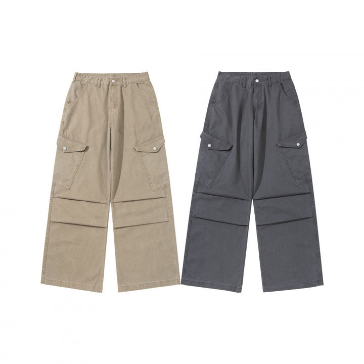 Ladies wide utility cargo pants made of sturdy canvas with a high waist and knee pleats Mune Fashion