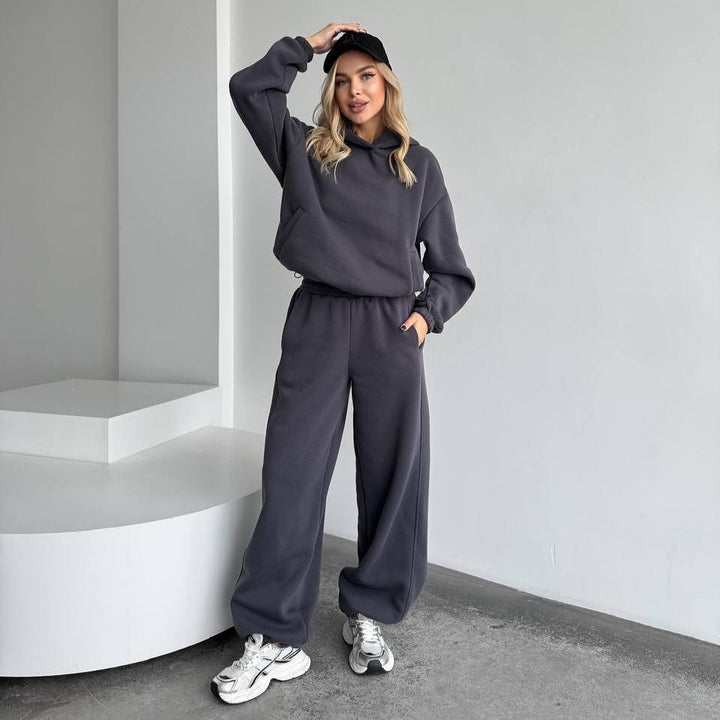 Women's Oversize Loungewear Set made of heavy sweat with hoodie and wide high-cut jogger Mune Fashion