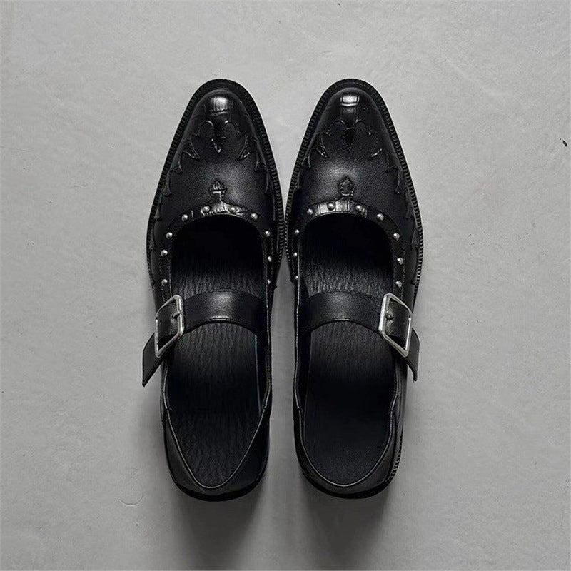 Ladies leather mules with buckle strap, pointed toe shape and studded embellishment Mune Fashion